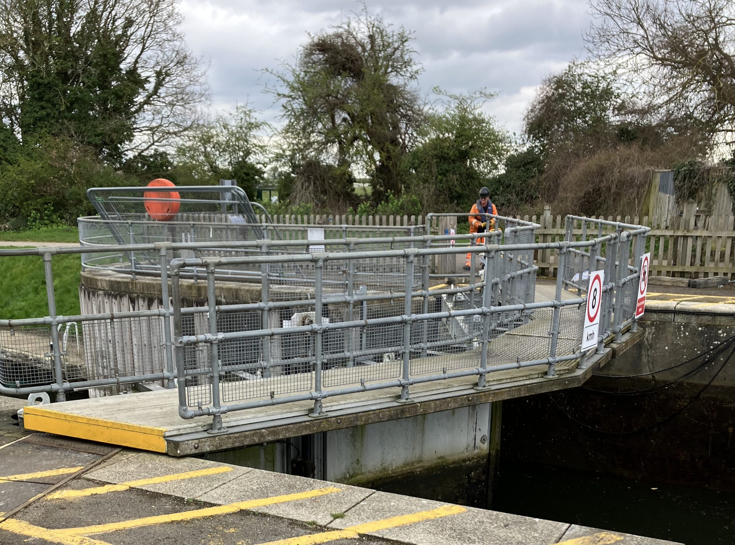 Supporting the Thames Locks Hydraulics and Controls Upgrade